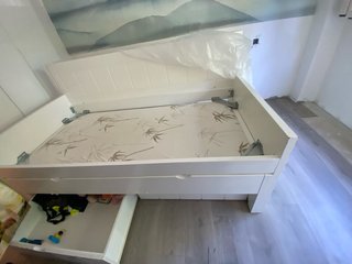 Cama nido blanca lacada con cajones en DM