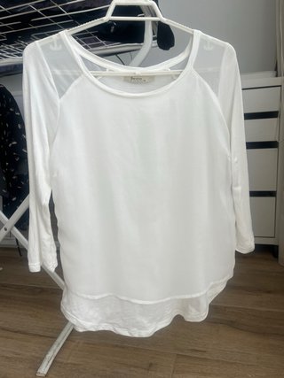 Blusa Bershka blanca doble capa