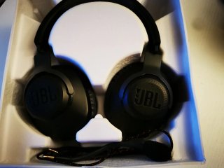 Auriculares JBL Quantum 100 Negros y Rojos
