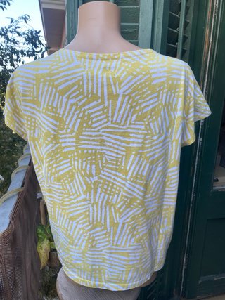 Camiseta Uniqlo Estampada
