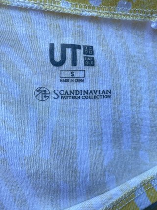 Camiseta Uniqlo Estampada