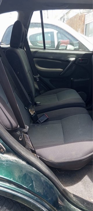 Toyota RAV4 2004
