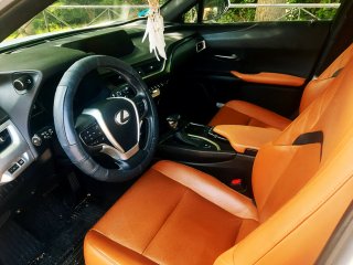 Lexus UX 2019