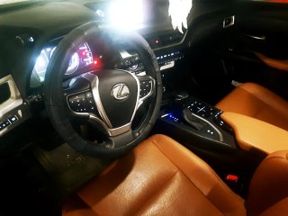 Lexus UX 2019