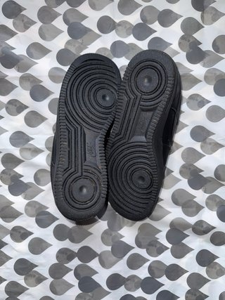 Nike Air Force 1 Negras