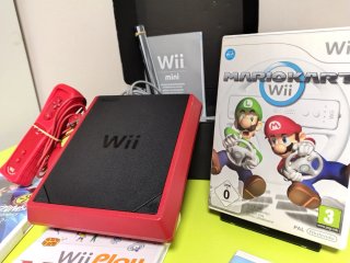 Nintendo Wii Mini con 5 juegos