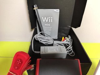 Nintendo Wii Mini con 5 juegos