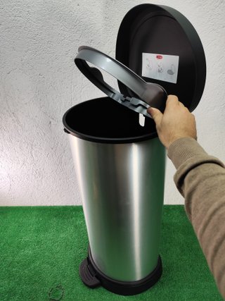 Cubo basura pedal Curver 40L