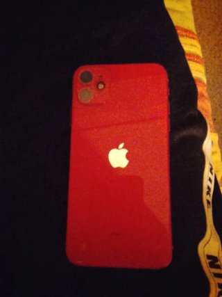 iPhone 11 Apple