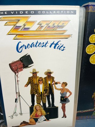 4 vhs, varios, videos musicales, grupos como ZZ TOP, JETHRO TULL, MARILLION, THE POLICE,