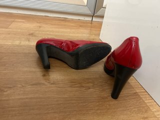 Tacones Rojos Charol