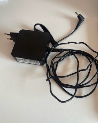 Lenovo V15-IIL 82C5