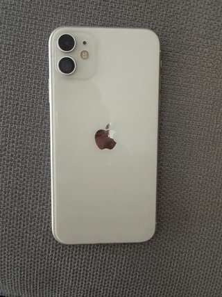 iPhone 11 Apple