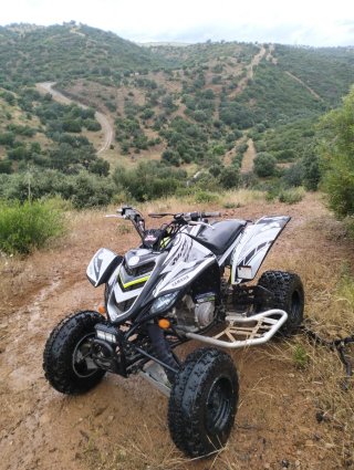 Quad Yamaha Raptor 660 R