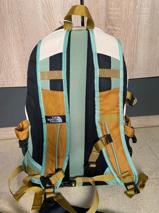 Mochila The North Face Beige y Verde