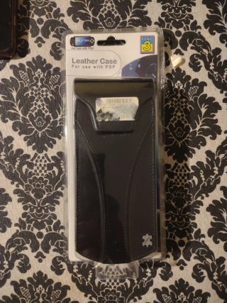 Funda de Piel Logic 3 para PSP