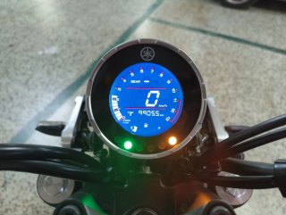 Yamaha XSR 125 Legacy Negra y Dorada Como nueva