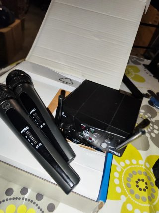 Sistema Inalámbrico AKG WMS40 Mini Dual