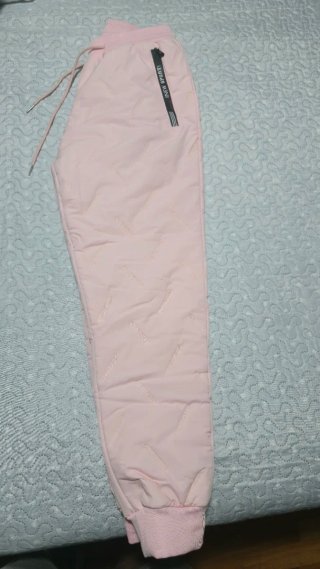 Pantalón chándal rosa con pelo interior vale nieve