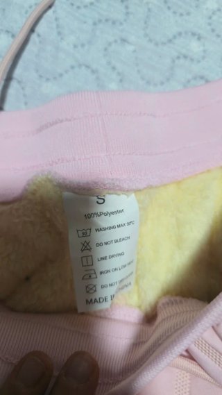 Pantalón chándal rosa con pelo interior vale nieve