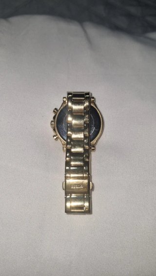 Reloj Guess Dorado Cronógrafo