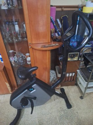 Bicicleta Estática DOMYOS Essential 04