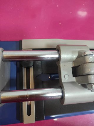 Cortazulejos 40cm