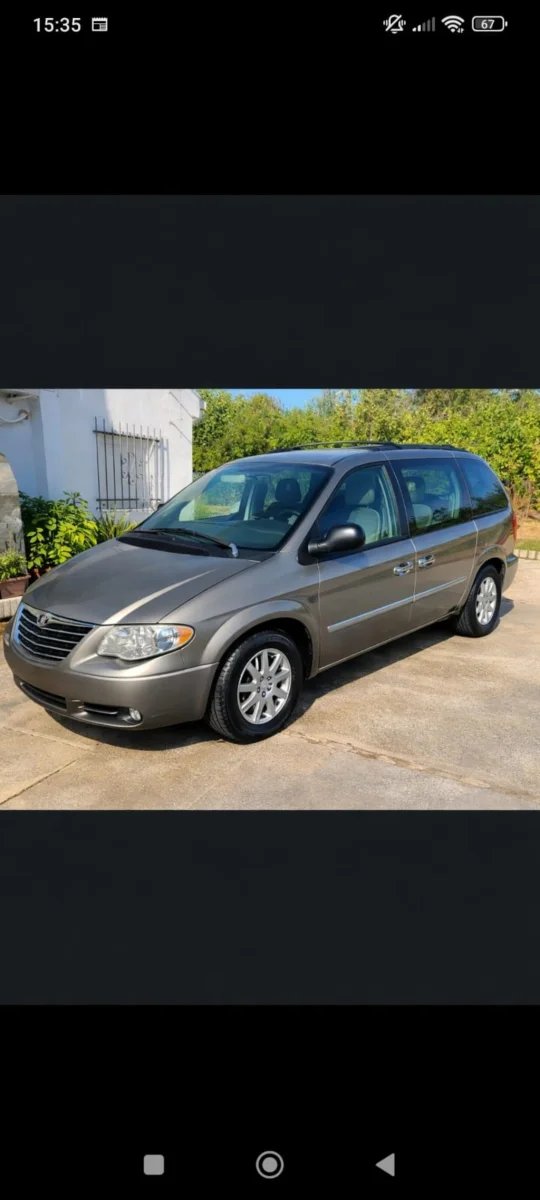 Chrysler Voyager 2004 - foto 1