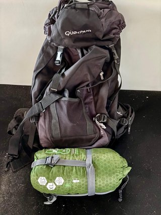 Mochila Quechua y Saco Dormir Verde Talla XL
