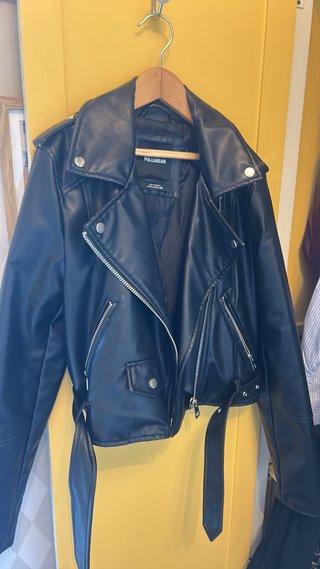 Chaqueta de Cuero Negra
