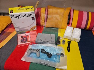 Sony PlayStation SCPH-5502 Grigia con Scatola