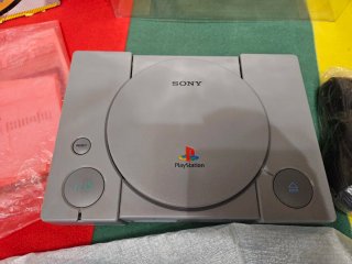 Sony PlayStation SCPH-5502 Grigia con Scatola
