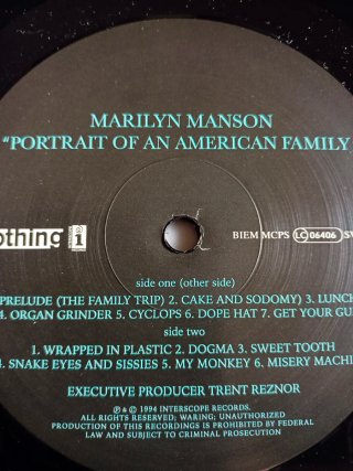 Marilyn Manson Portrait of an American Family Vini