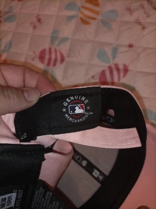 Gorra New Era Rosa Yankees Mujer Ajustable