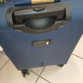 Maleta Carrefour pequeña 4 ruedas