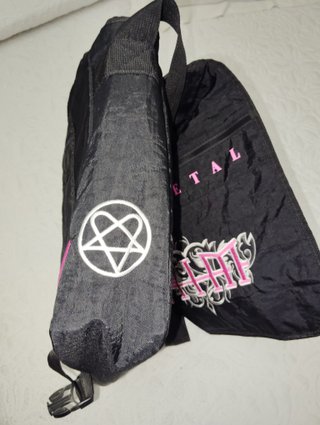 Bandolera LOVE METAL HIM Negra y Rosa