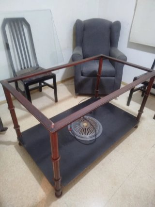 Mesa camilla forja cristal y madera