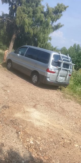 Hyundai h1 2000