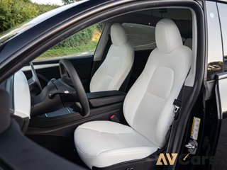 Tesla Model Y RWD 2023 Nacional Unico Prop.