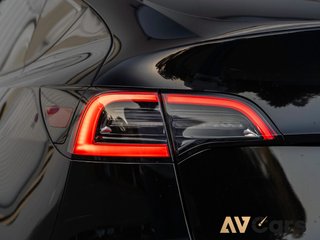 Tesla Model Y RWD 2023 Nacional Unico Prop.