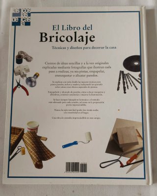 4 libros de tapa dura