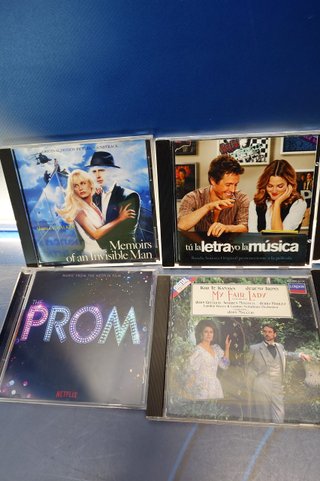 8 CDs BSO , bandas sonoras variadas , buen estado