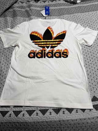Camiseta Adidas Blanca