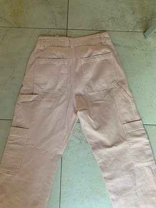 Pantalón cargo rosa Zara