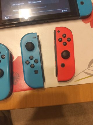 Nintendo Switch Joy-Con Blu e Rosso
