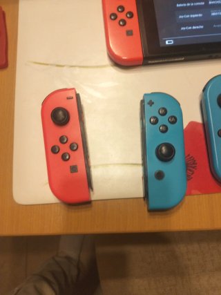 Nintendo Switch Joy-Con Blu e Rosso