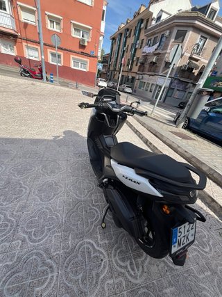 Yamaha NMAX 125 2025 Blanca