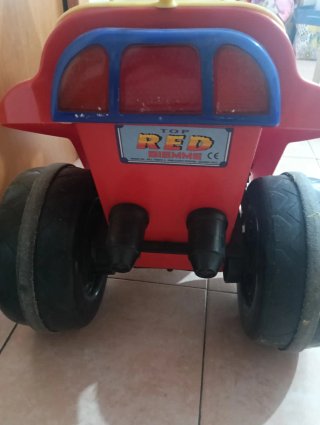 Triciclo elettrico 6V per bambini