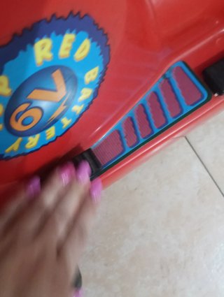 Triciclo elettrico 6V per bambini
