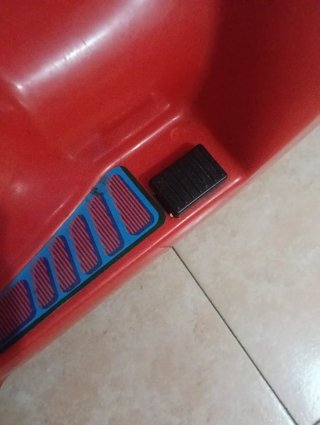 Triciclo elettrico 6V per bambini